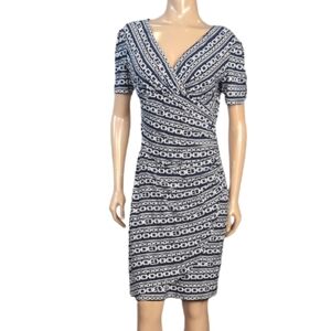 Jones&Co Navy Short Sleeve Sheath Dress Womens Size 10 Chain Print Surplice Wrap